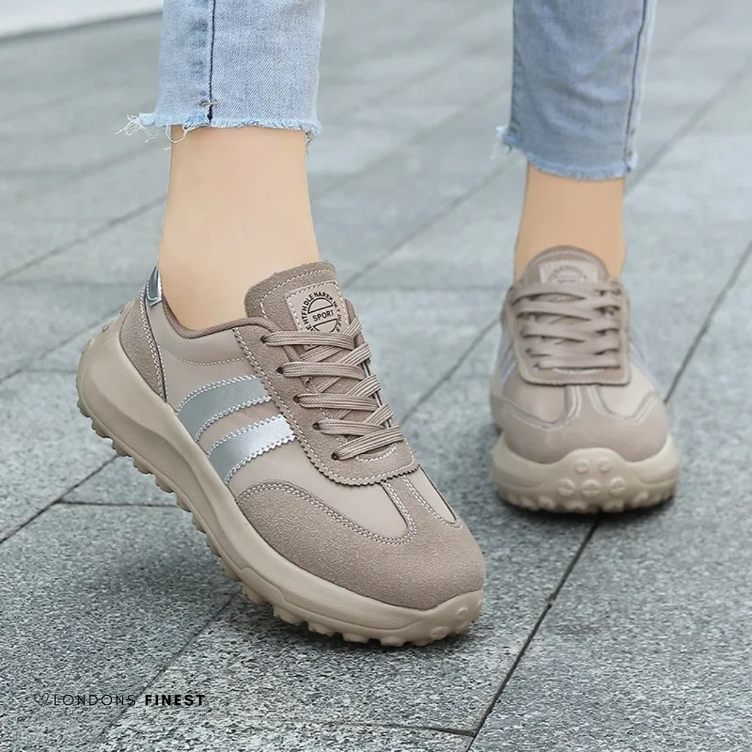 Ianthe Arch Support Walking Shoe Boots for Women — photo 2