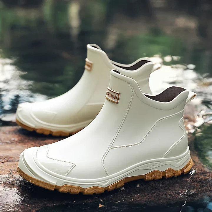 Avarize | Women's Pull-On Lug-Sole Ankle Boots — Beige