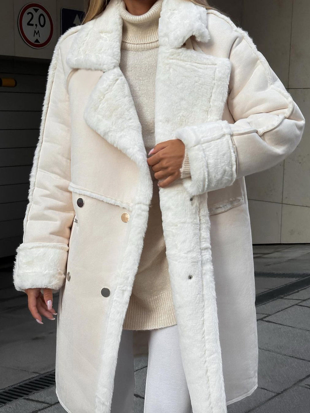 Avis | Women's Oversized Long Coat — 1